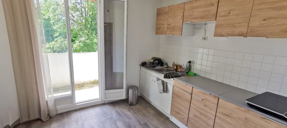 Studio à Joué-lès-Tours, France No. 55444 7