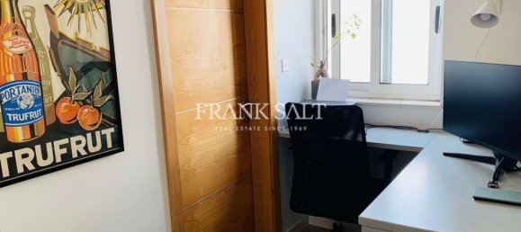 2 bedrooms Penthouse in Zebbug, Malta No. 8164 8