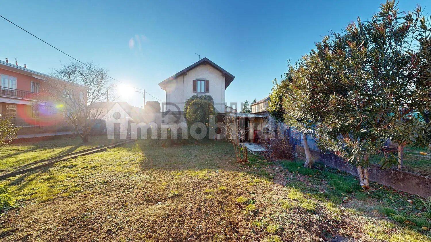 2 chambres Appartement à Lonate Ceppino, Italy No. 227786