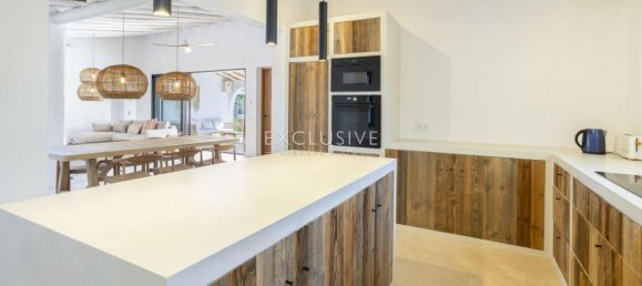 3 bedrooms Villa in Faro, Portugal No. 7576 8