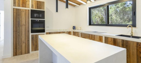 3 bedrooms Villa in Faro, Portugal No. 7576 7