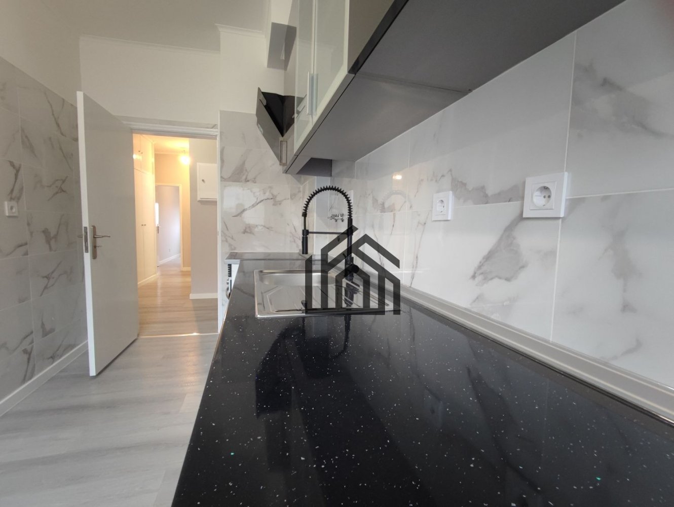 3 bedrooms Apartment in Loures, Portugal No. 95066