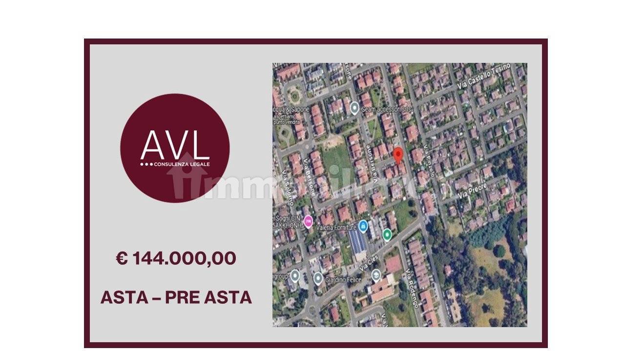 3 bedrooms Villa in Rome, Italy No. 30047