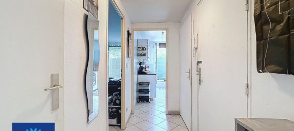 2 bedrooms Apartment in Evry, France No. 318538 2