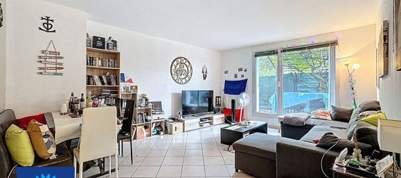 2 bedrooms Apartment in Evry, France No. 318538 3
