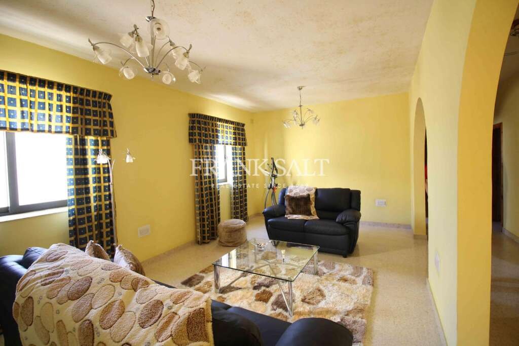 3 bedrooms Apartment in Msida, Malta No. 1751