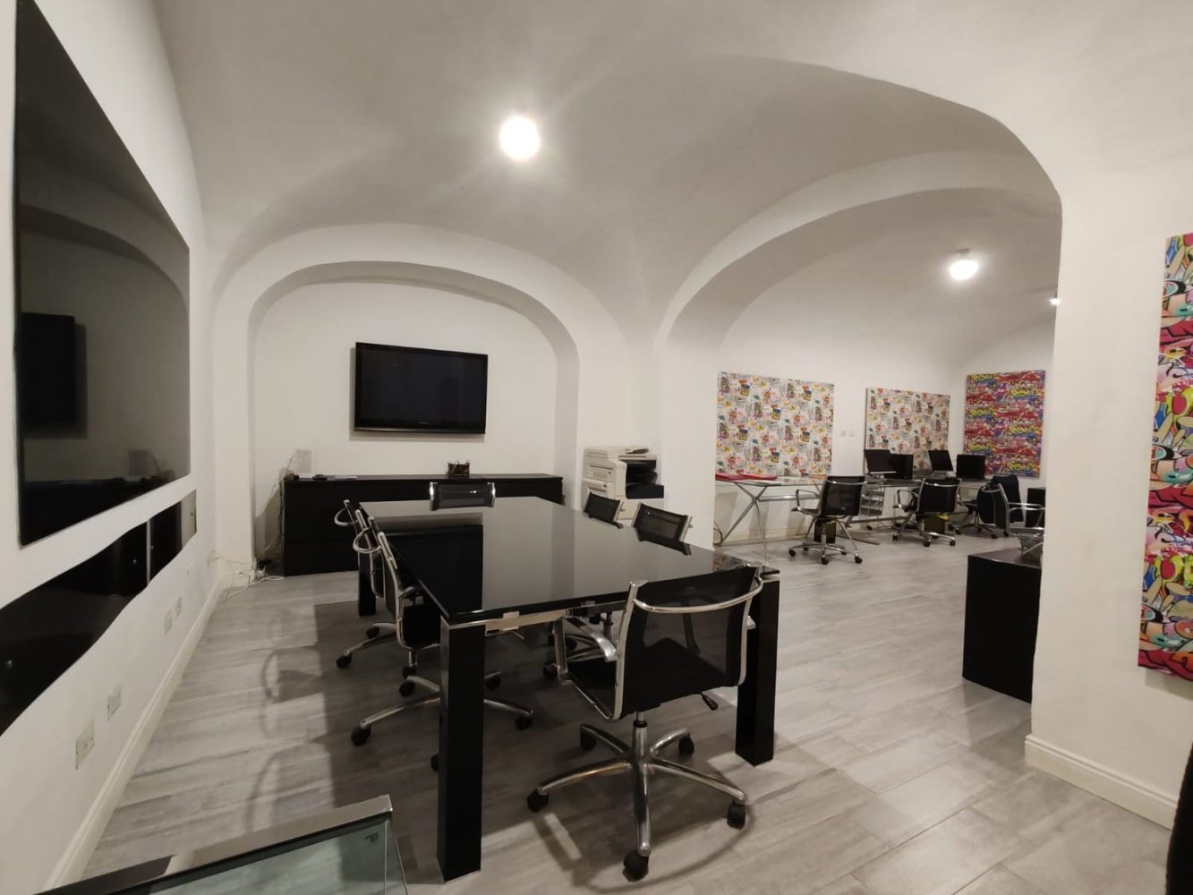 Propiedad comercial en Rome, Italy 70 m² No. 146468