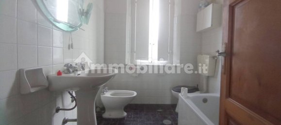 4 bedrooms House in Capannori, Italy No. 104367 11