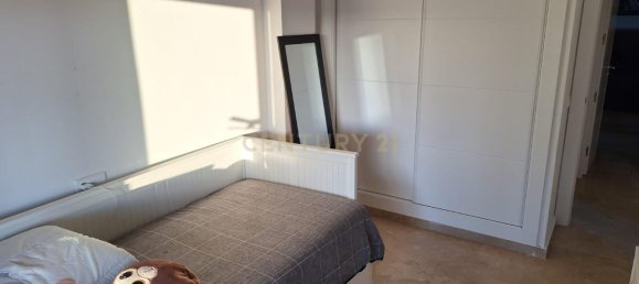 Apartamento de 2 dormitorios en Marbella, Spain No. 147983 4
