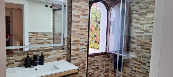 Apartamento de 2 dormitorios en Marbella, Spain No. 147983 11
