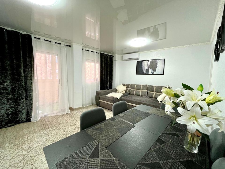4 Schlafzimmer Wohnung in Torrevieja, Spain, Nr. 175768