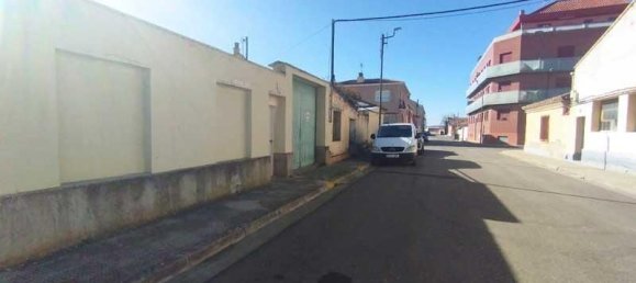  قطعة أرض في Villanueva de Gallego, Spain 251متر مربع رقم 64913 11