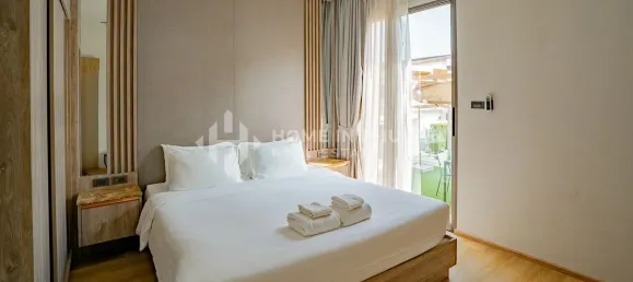 5 bedrooms House for sale in Phuket, Southern Thailand, Thailand № 142209 10