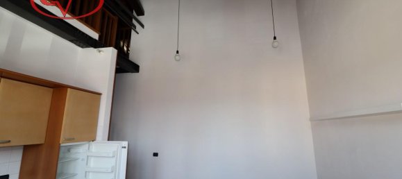 2-salle Appartement à Montevarchi, Italy No. 235103 2