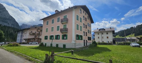 12-Zimmer Haus in Udine, Italy, Nr. 267004 2