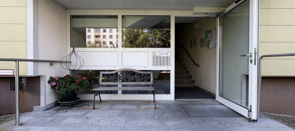 3 rooms Apartment in Ried im Innkreis, Austria No. 215753 2