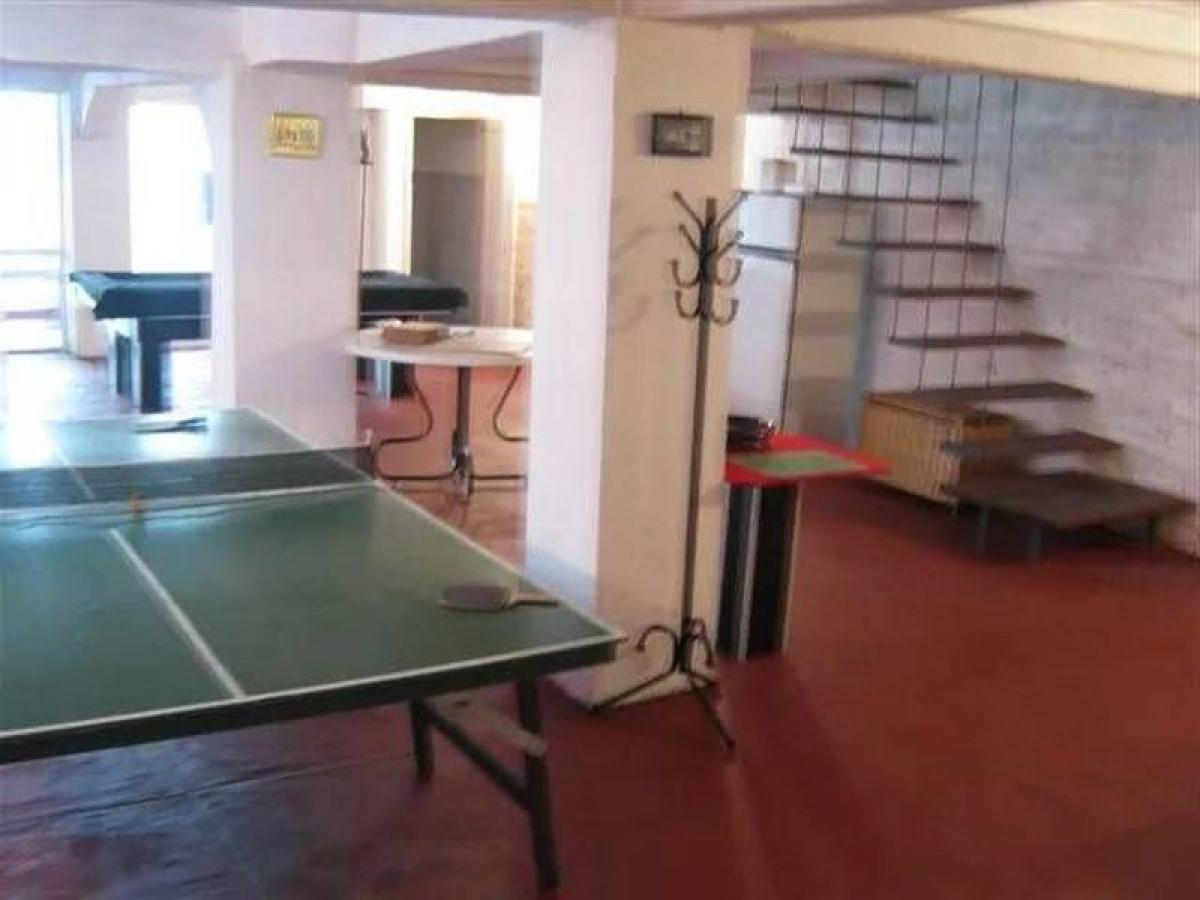 Дом с 4 спальнями в Монтевидео, Уругвай № 1250