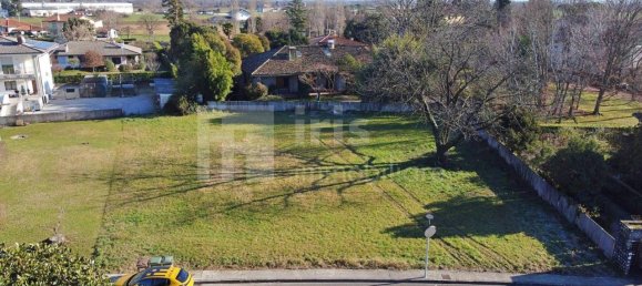 Grundstück in Udine, Italy 650m², Nr. 74186 6