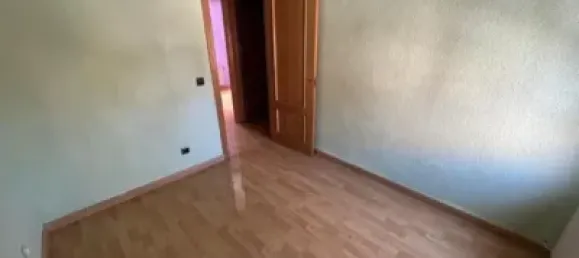 3 Schlafzimmer Wohnung in Fuenlabrada, Spain, Nr. 178792 16