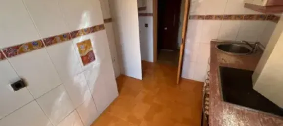 3 Schlafzimmer Wohnung in Fuenlabrada, Spain, Nr. 178792 3