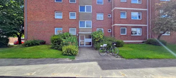 Квартира с 2 спальнями в Вильгельмсхафен, Германия № 299650 11