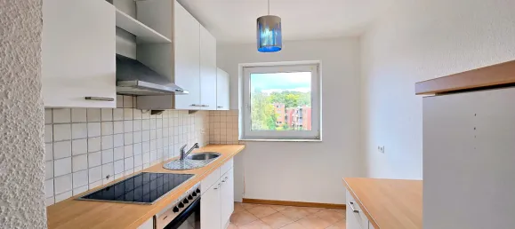 Квартира с 2 спальнями в Вильгельмсхафен, Германия № 299650 4