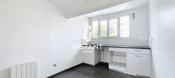 1 bedroom Apartment in Creteil, France No. 176340 6