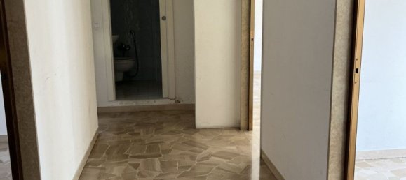 4 Schlafzimmer Wohnung in Venice, Italy, Nr. 322008 6