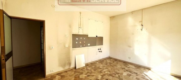 4 Schlafzimmer Wohnung in Venice, Italy, Nr. 322008 13