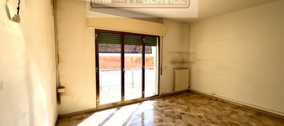 4 Schlafzimmer Wohnung in Venice, Italy, Nr. 322008 14