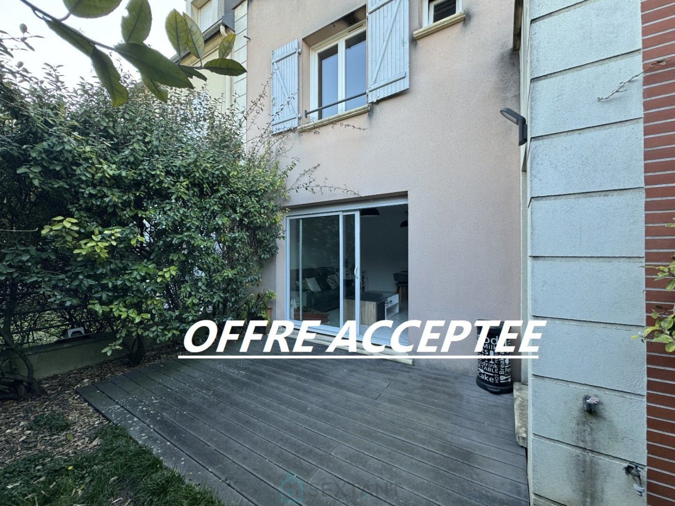 2 Schlafzimmer Doppelhaus in Mantes-la-Ville, France, Nr. 294111