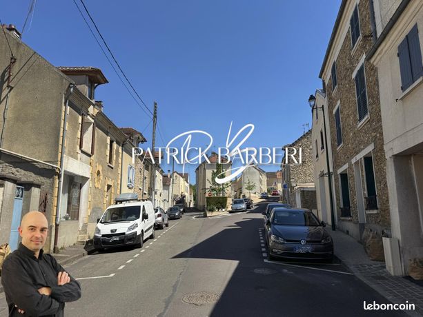 3 chambres Maison à Menucourt, France No. 361414