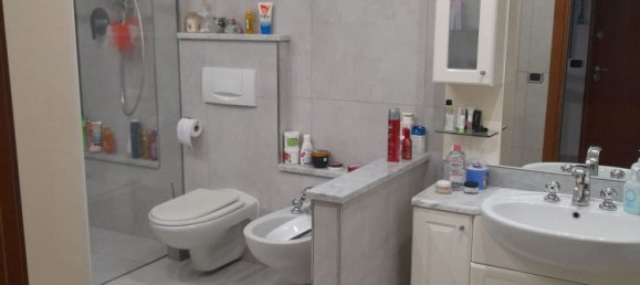 4 bedrooms Apartment in Savona, Italy No. 315363 9