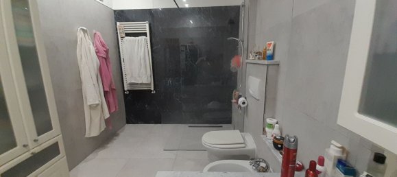 4 bedrooms Apartment in Savona, Italy No. 315363 10