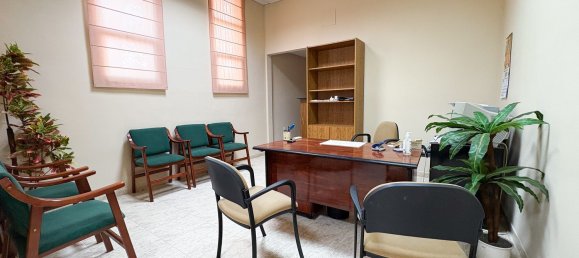 Entrepôt à Andalusia, Spain 860m² No. 151478 5