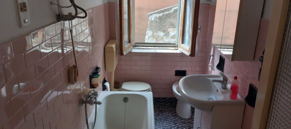 8 Schlafzimmer Haus in Pennapiedimonte, Italy, Nr. 328317 10