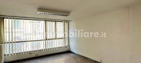 3 rooms Office in Florence, Italy No. 307727 4