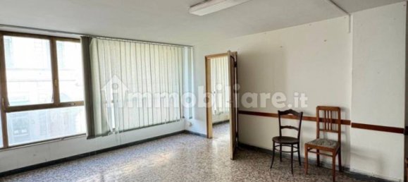 3 rooms Office in Florence, Italy No. 307727 11