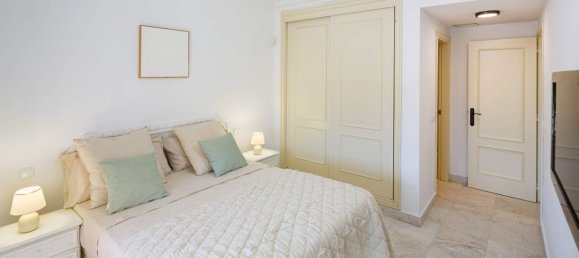 Apartamento de 2 dormitorios en Marbella, Spain No. 138380 19