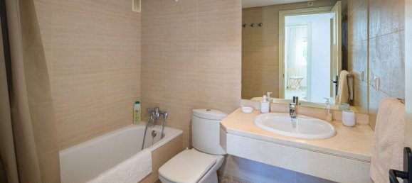 Apartamento de 2 dormitorios en Marbella, Spain No. 138380 21