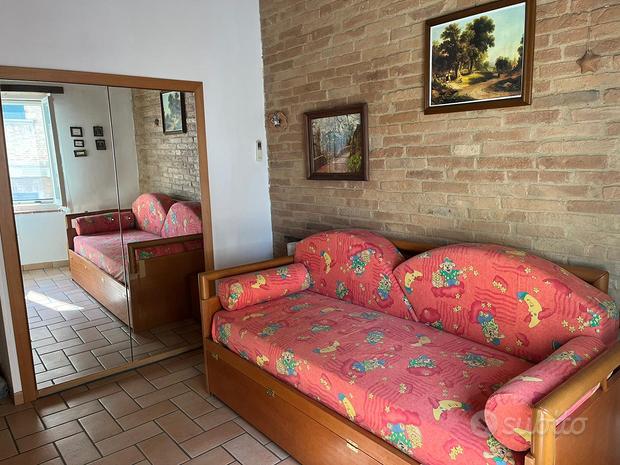 5 rooms Apartment in Staffolo, Italy No. 276927