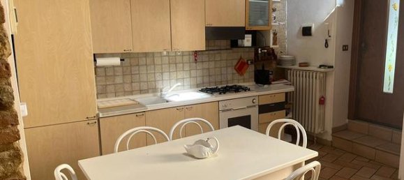 5 rooms Apartment in Staffolo, Italy No. 276927 4