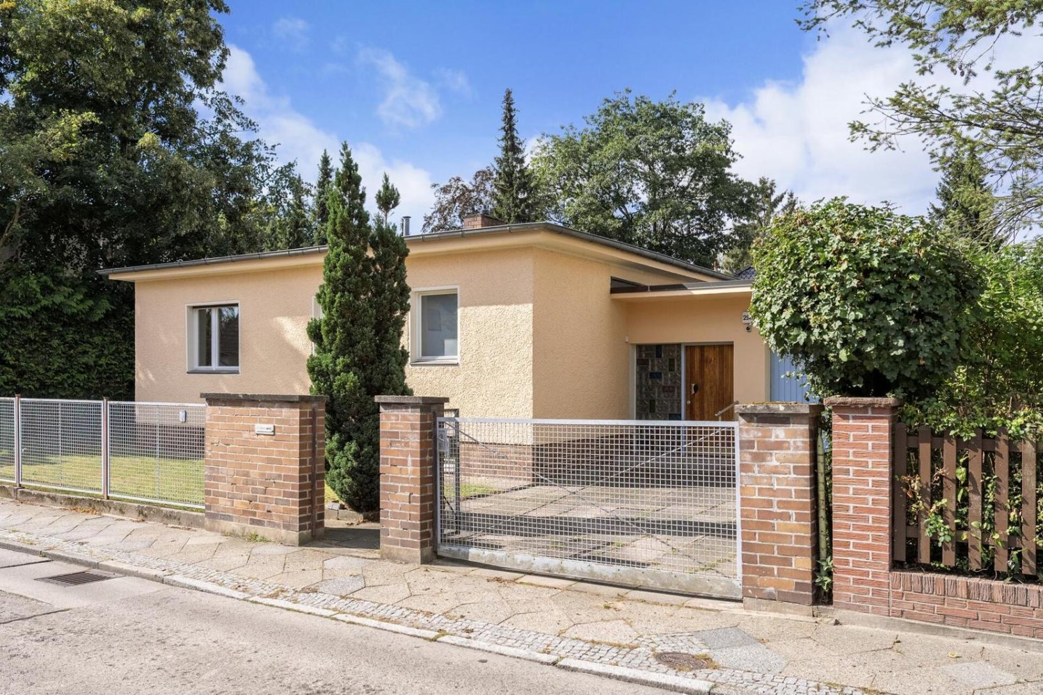 1 bedroom Bungalow in Tegel, Germany No. 311086