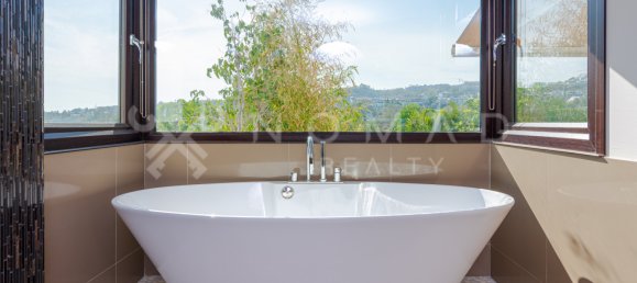 5 Schlafzimmer Villa in Marbella, Spain, Nr. 121234 14