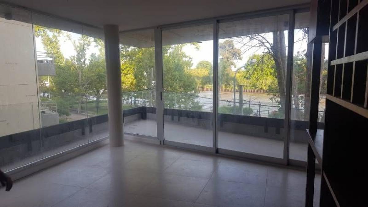 Apartamento T2 em Tigre, Argentina N.º 15483