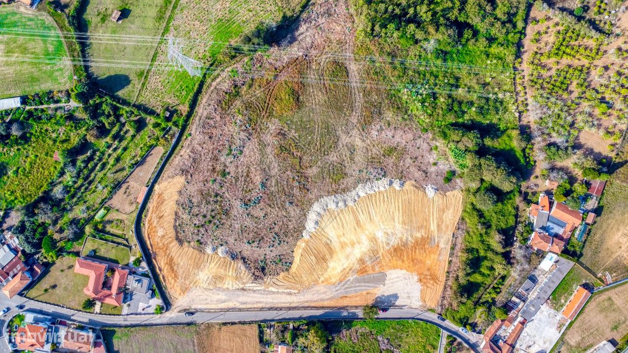  قطعة أرض في Vila Nova de Gaia, Portugal 19500متر مربع رقم 43036