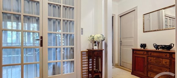 3 bedrooms House in Chartres, France No. 155456 12