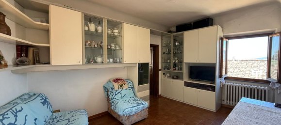 4 bedrooms Apartment in Fiesole, Italy No. 350949 2