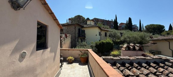 4 bedrooms Apartment in Fiesole, Italy No. 350949 9