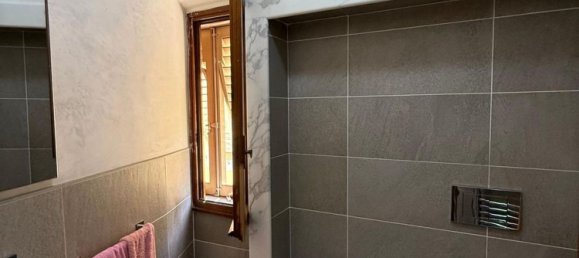 4 bedrooms Apartment in Fiesole, Italy No. 350949 20